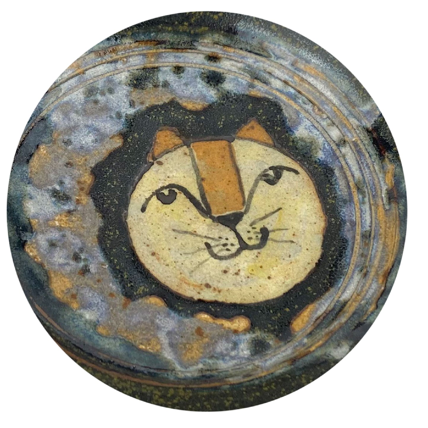 Small Lion Plate – Tea Dust Black